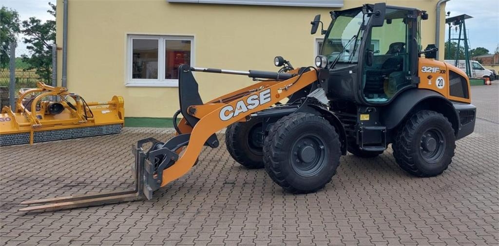 Chargeuse sur pneus Case IH 321 F XR — occasion 2022, 1 500 h