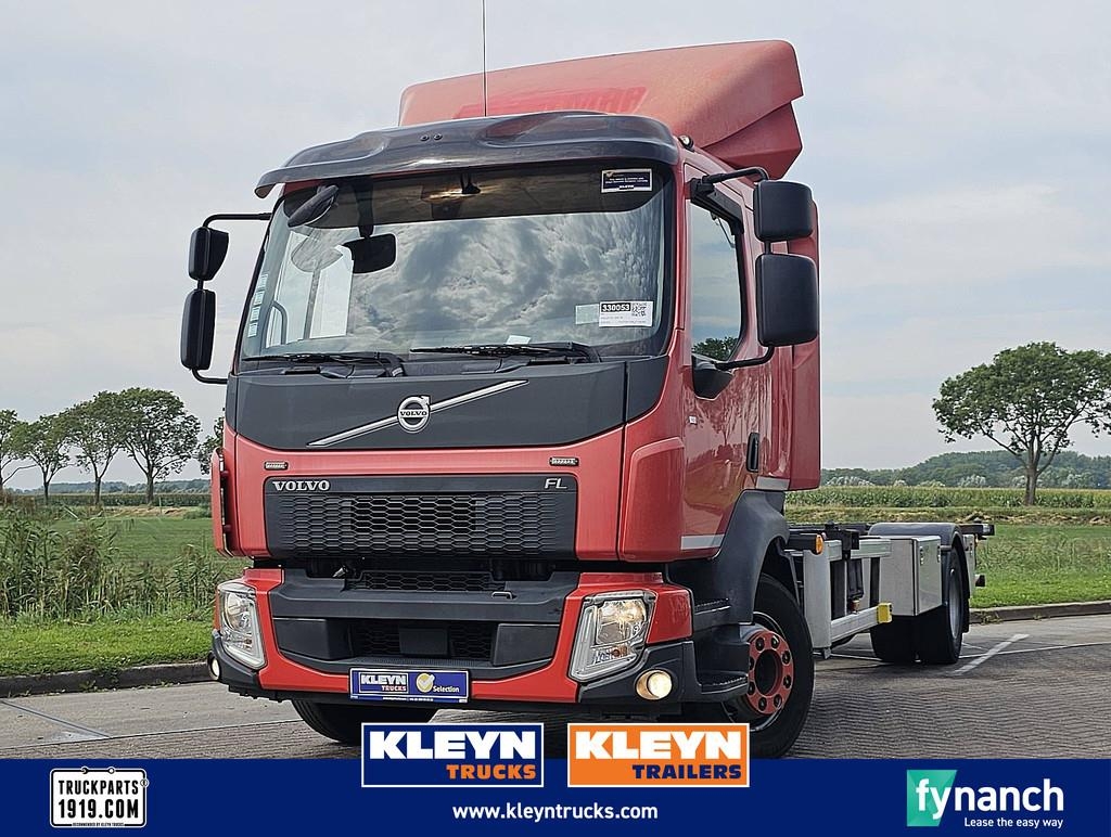 Camion à bras hydraulique Volvo FL 250.16 — occasion 2020