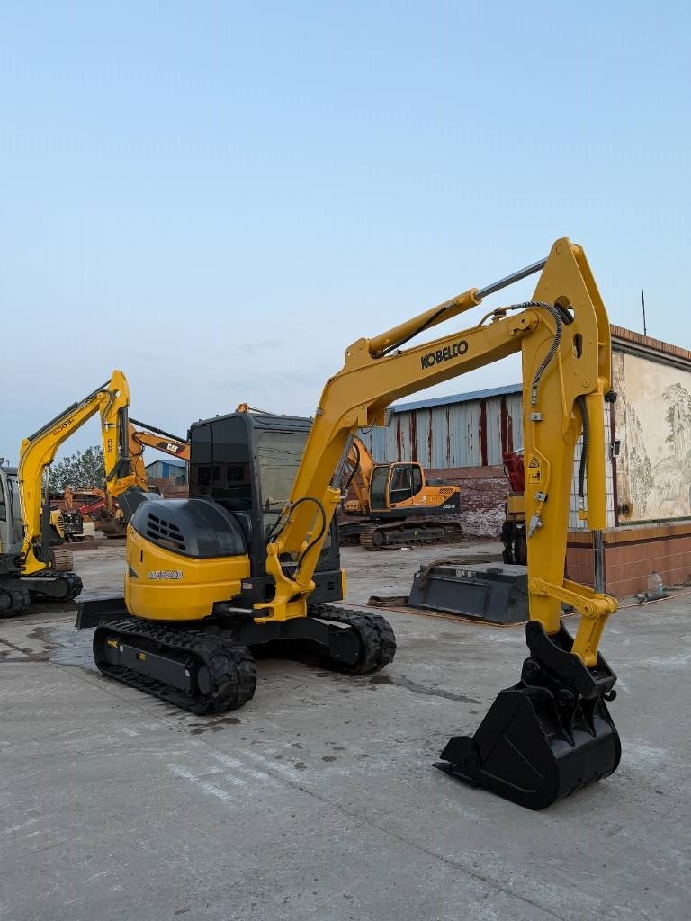 Mini-pelle Kobelco SK 55 SRX-6 E — occasion 2021, 1 189 h