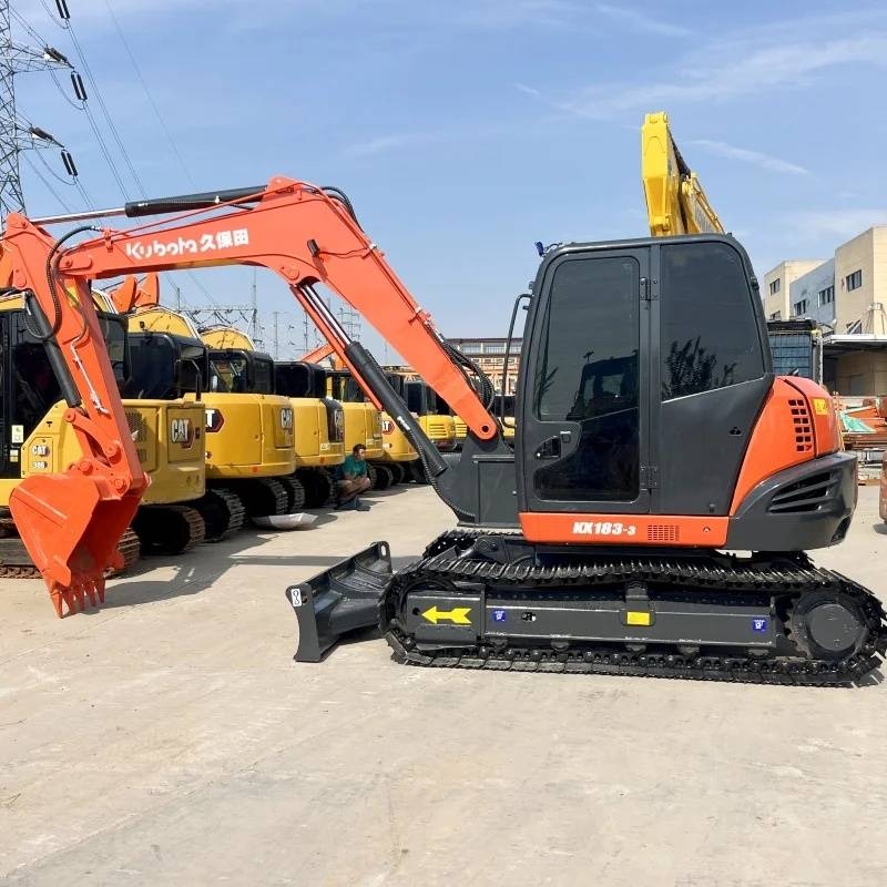 Kubota KX 183