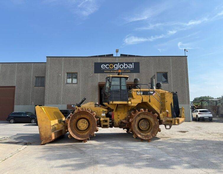 CAT 826K