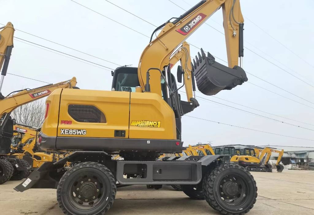 XCMG XE85WG