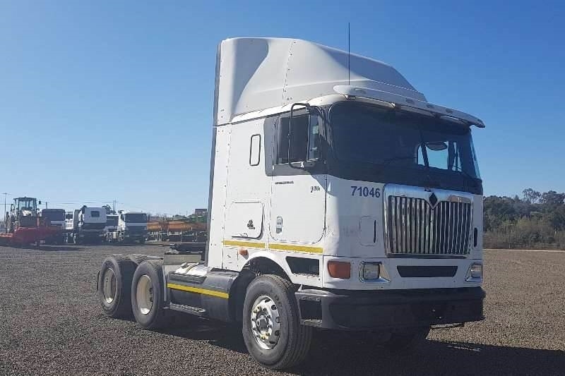 International 9800i Pro Sleeper