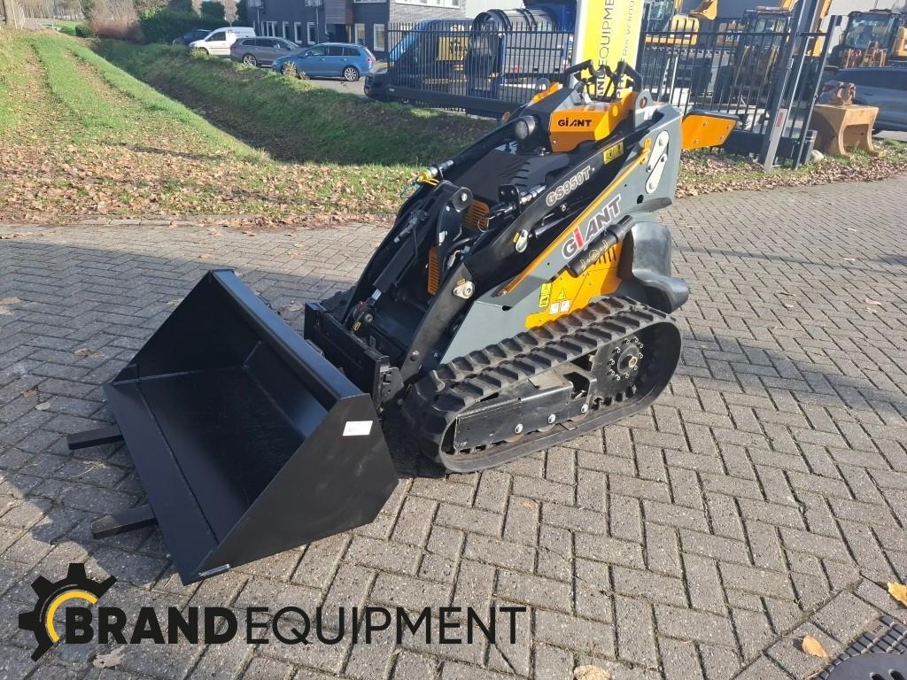 GiANT GS950T