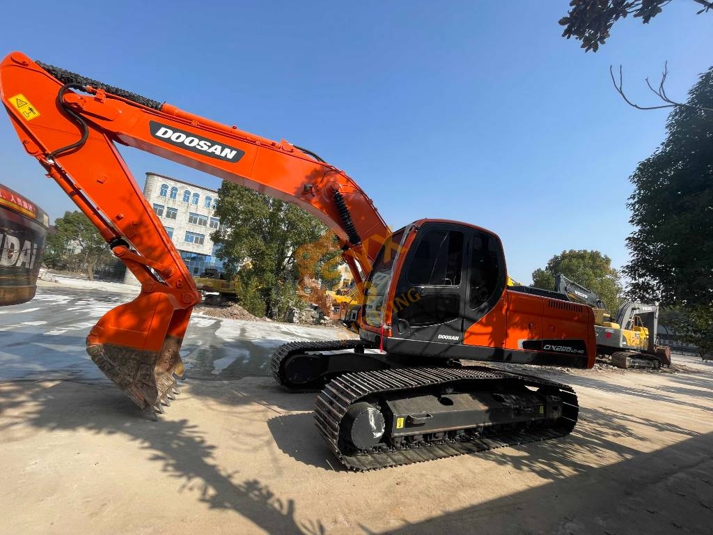 Doosan DX 225 LCA