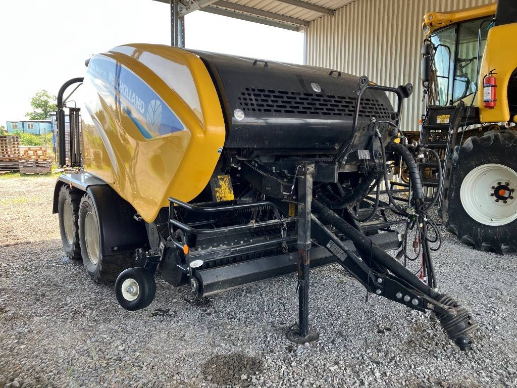 New Holland RB125 Combi