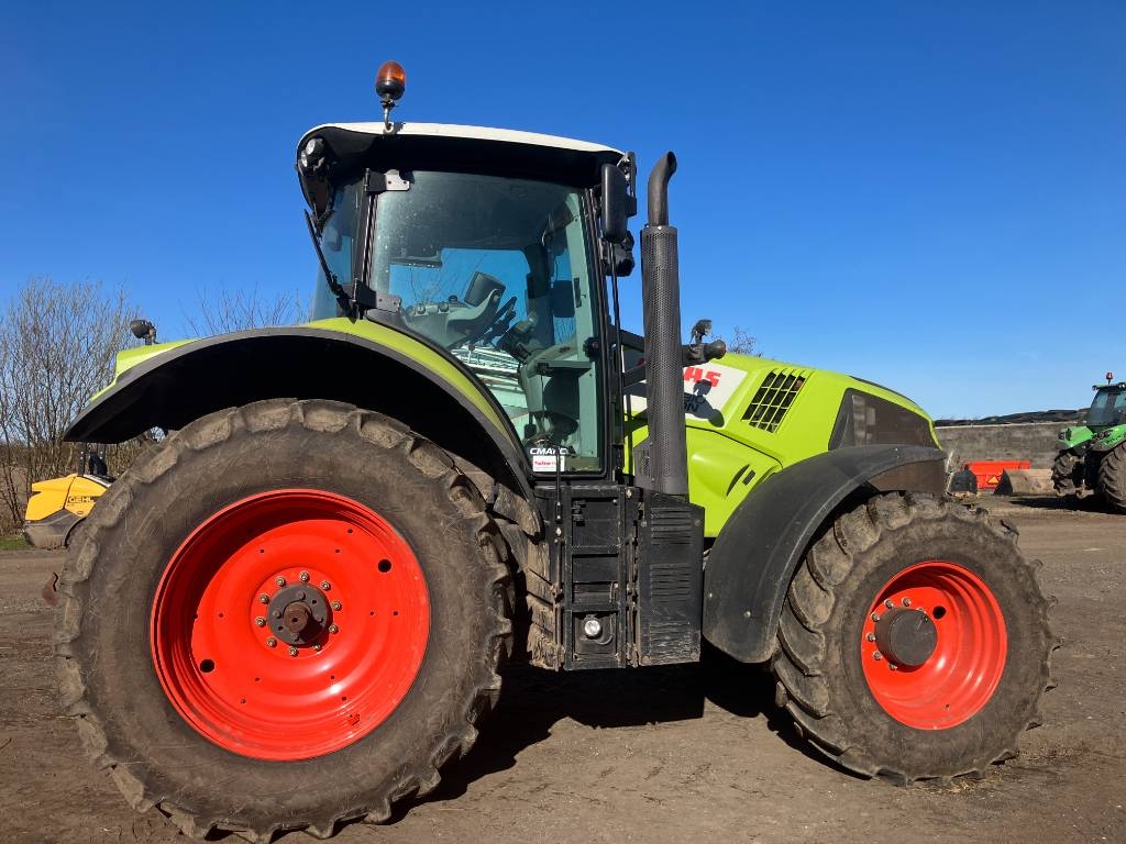 CLAAS AXION 810 CMATIC