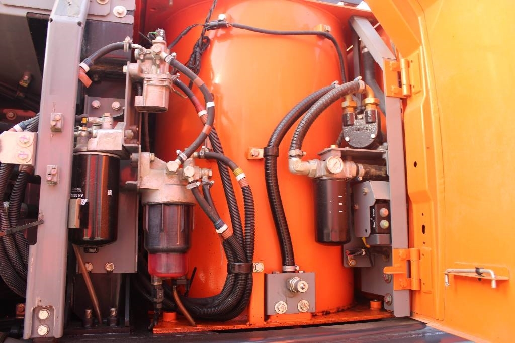 Hitachi ZX 350 LC-6 / Anschluss NTP30, Fett kuva 12