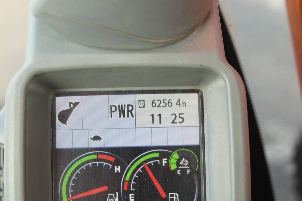 Hitachi ZX 350 LC-6 / Anschluss NTP30, Fett kuva 20