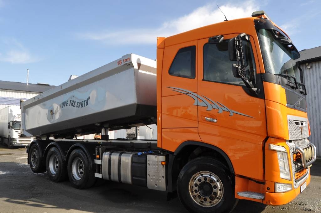 Volvo FH 8X4