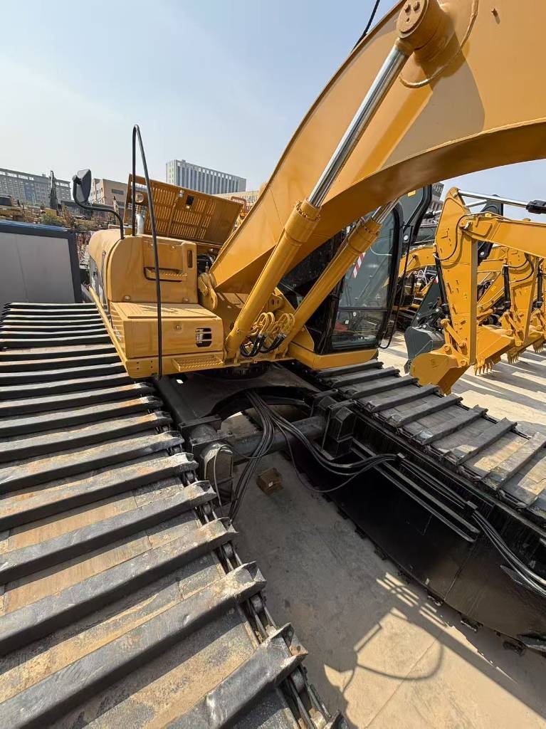 CAT 320 C L