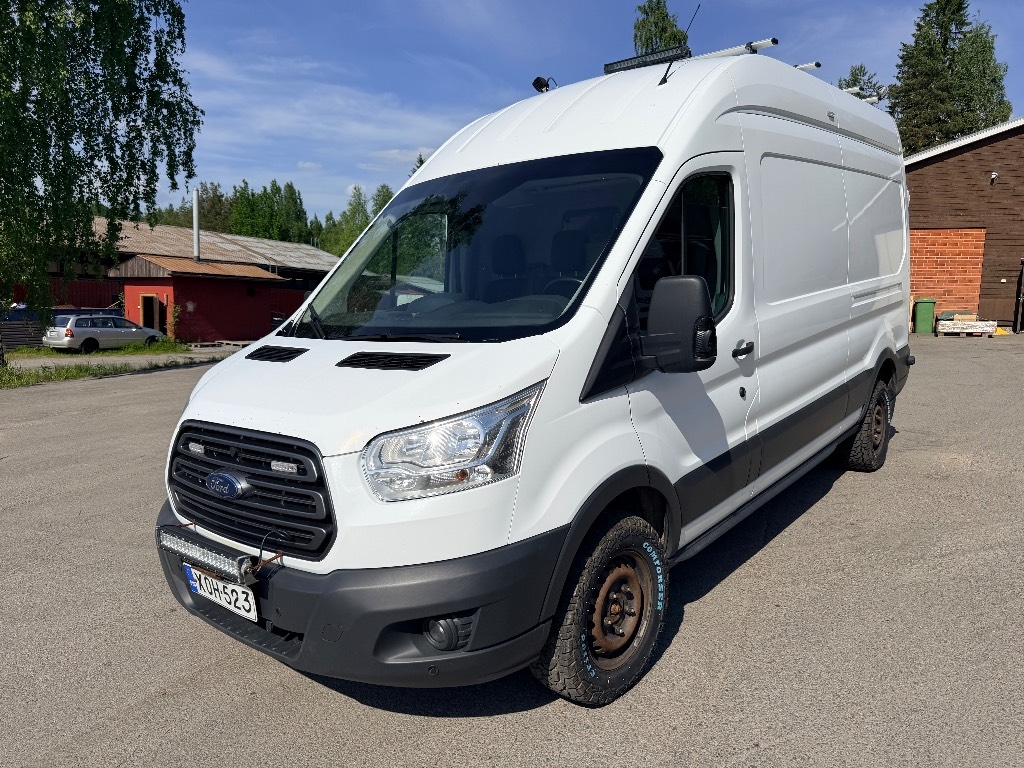 Ford Transit 4x4 huolto auto 2.0 diesel