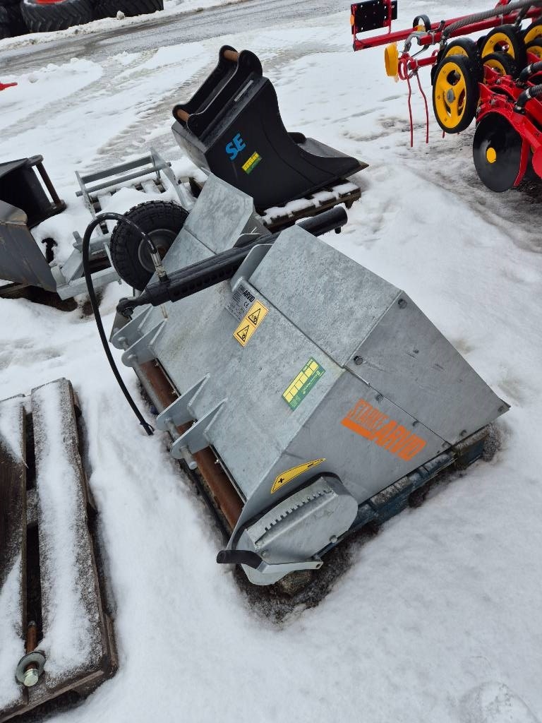Fjärås 400/1100 sandspridare demokörd