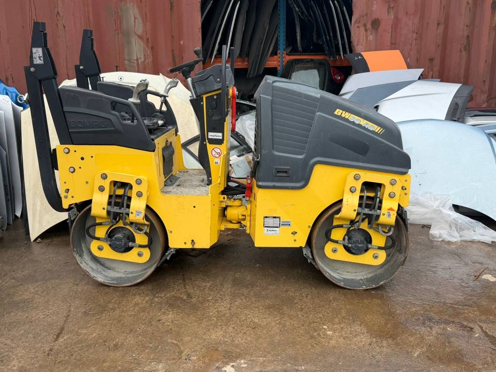Rouleau tandem Bomag BW90-AD 5/ Baujhar 2016- / Betreibst. 570 H — occasion 2016, 570 h