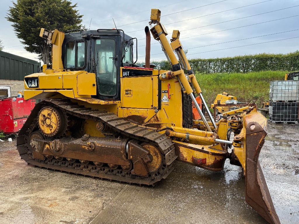 CAT D 6 T XLVP