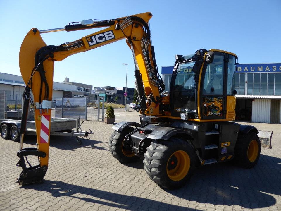 JCB Hydradig JS110W