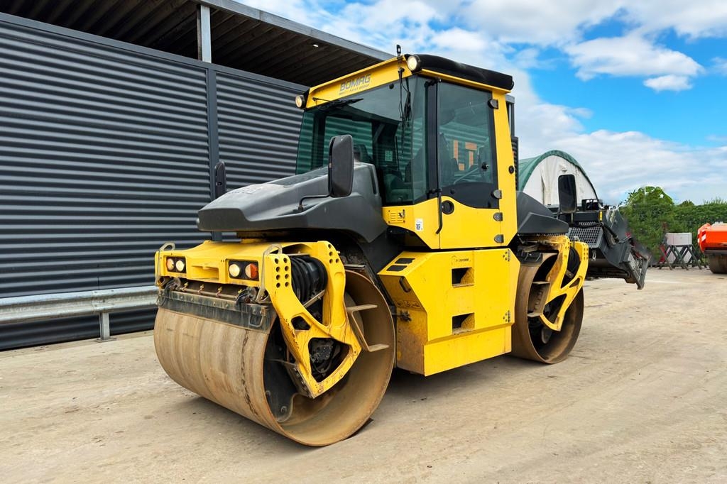 Rouleau tandem Bomag BW 174 AP-4V — occasion 2013, 6 705 h