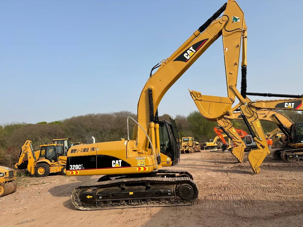 Pelle sur chenilles Caterpillar 320 C — occasion 2018, 2 624 h
