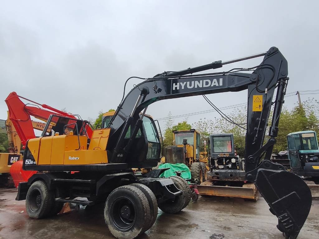 Hyundai 150W-9T