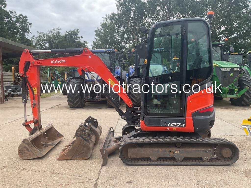 Kubota U 27-4