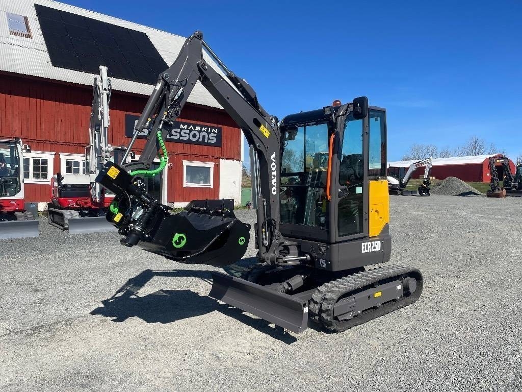Volvo ECR25D Steelwrist X04 - 26