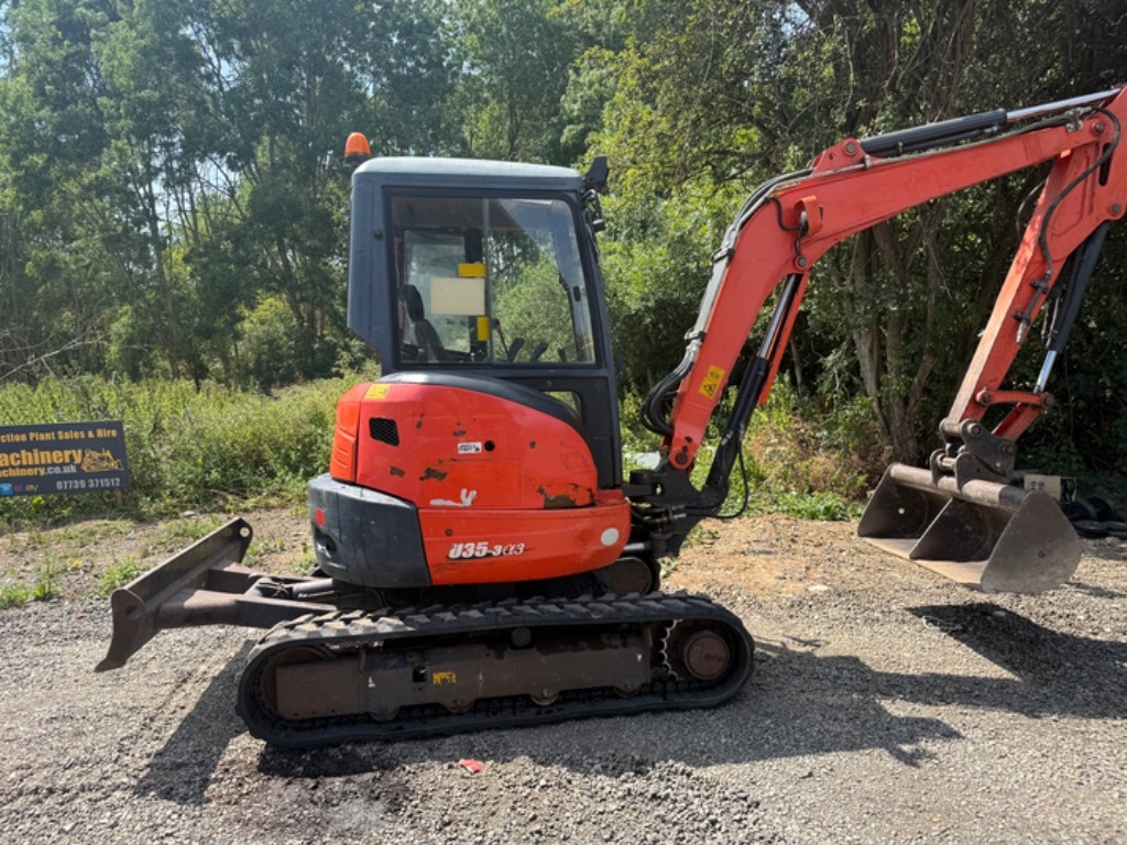 Kubota U 35@3