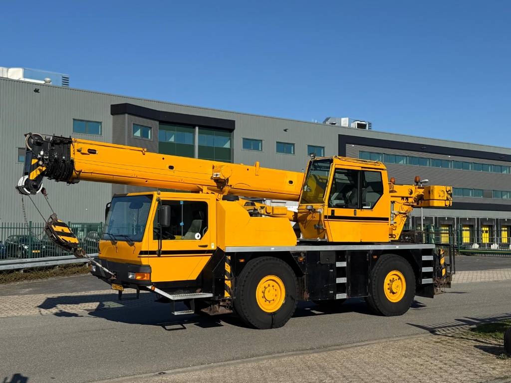 Liebherr LTM 1030-2