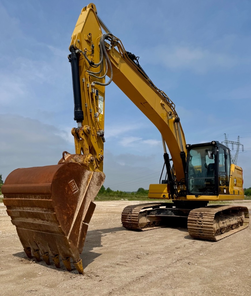 CAT 320