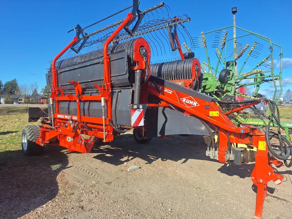 Kuhn Merge Maxx 902