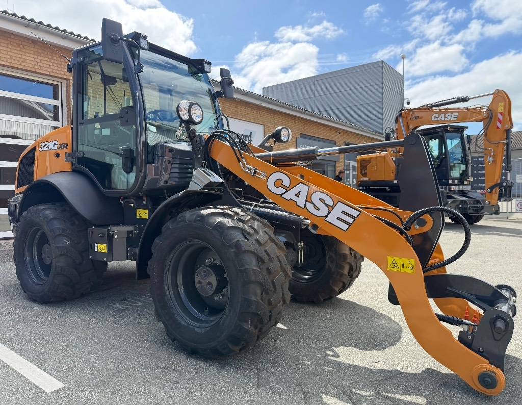 CASE 321G HS XR