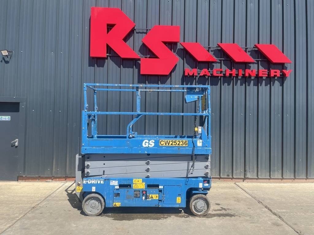 Genie GS 2632 E-Drive 10m Electric Scissor Lift