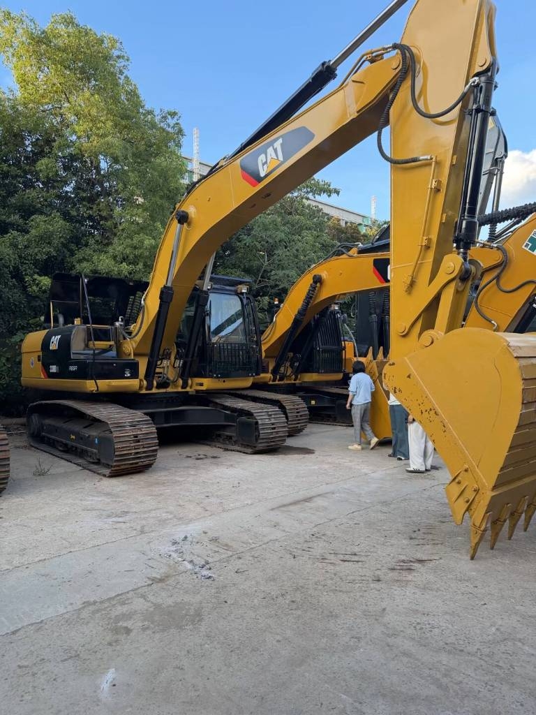 CAT 330D2L Superior quality