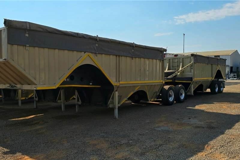 Afrit 54mÂ³ Interlink Bottom Dumper