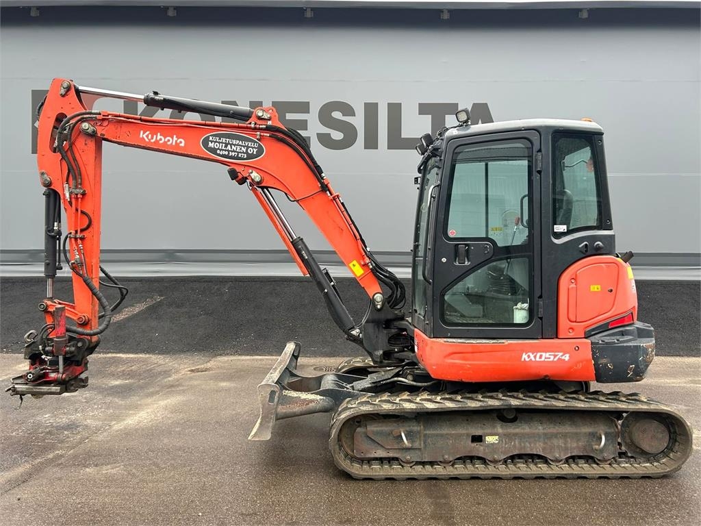 Kubota KX057-4 PYÖRITTÄJÄLLÄ