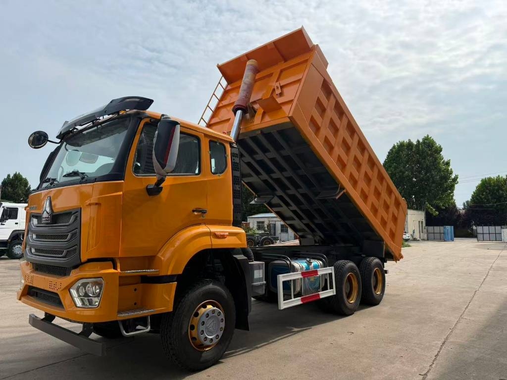 Camion benne Howo NX371 — occasion 2024