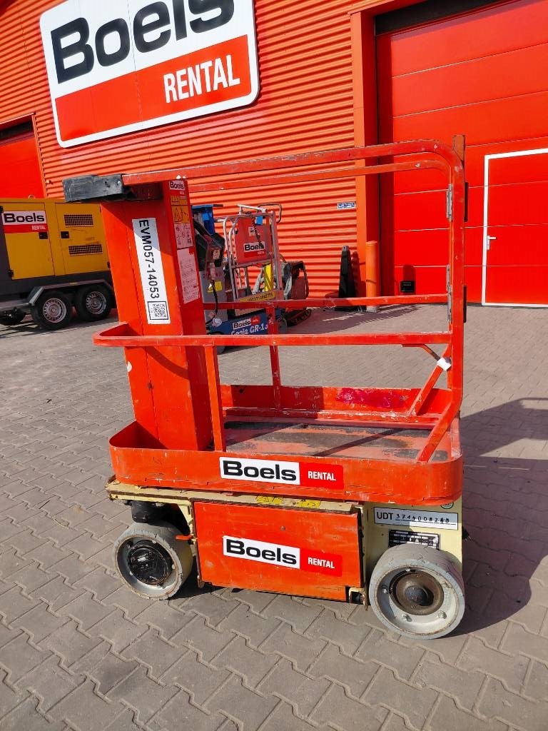 JLG 1230 ES