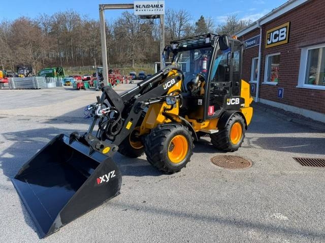 JCB 403