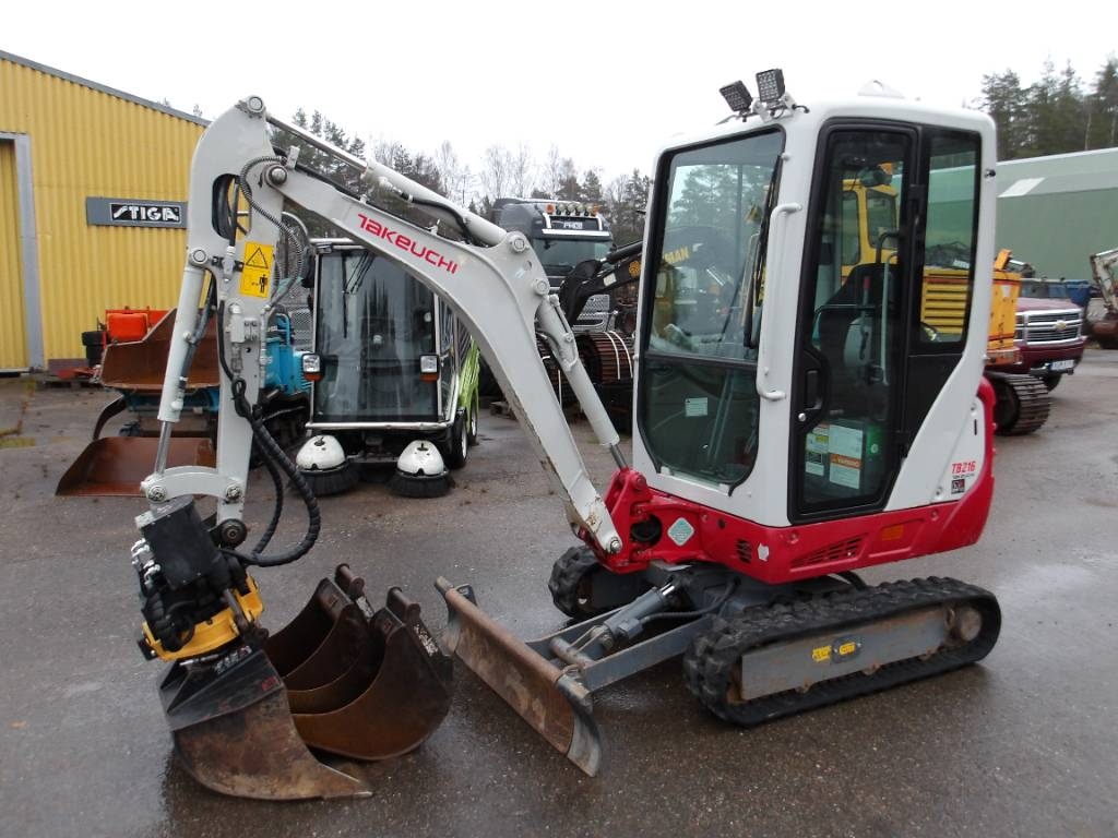 Takeuchi TB 216 med Rotortilt