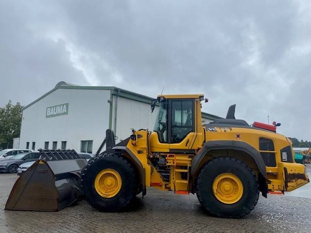 Chargeuse sur pneus Volvo L 110 H (12005910) — occasion 2023, 9 982 h