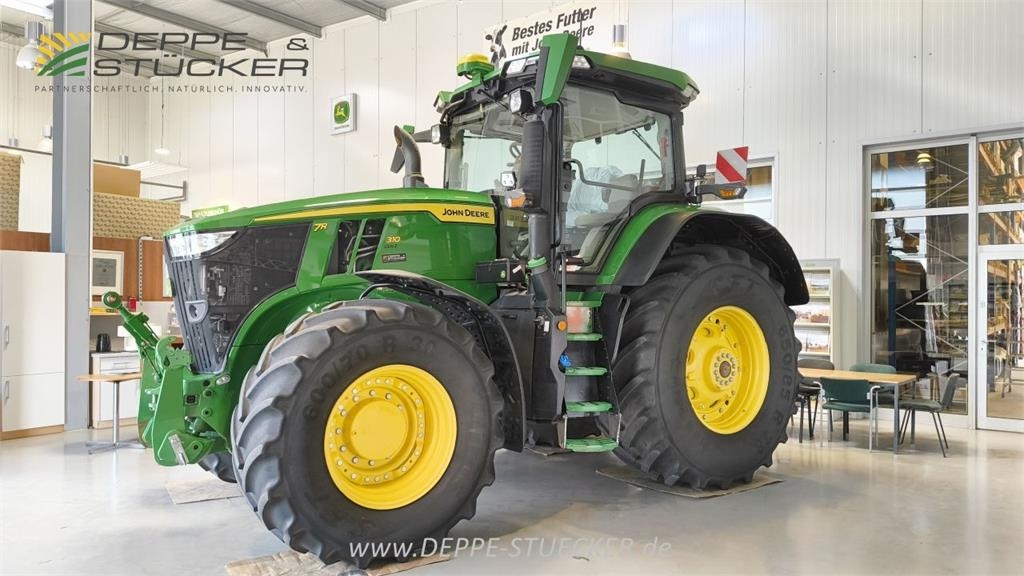 John Deere 7R 310