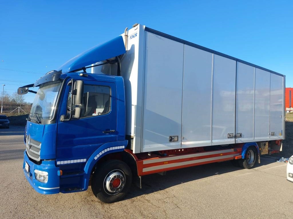 Mercedes-Benz Atego 1523