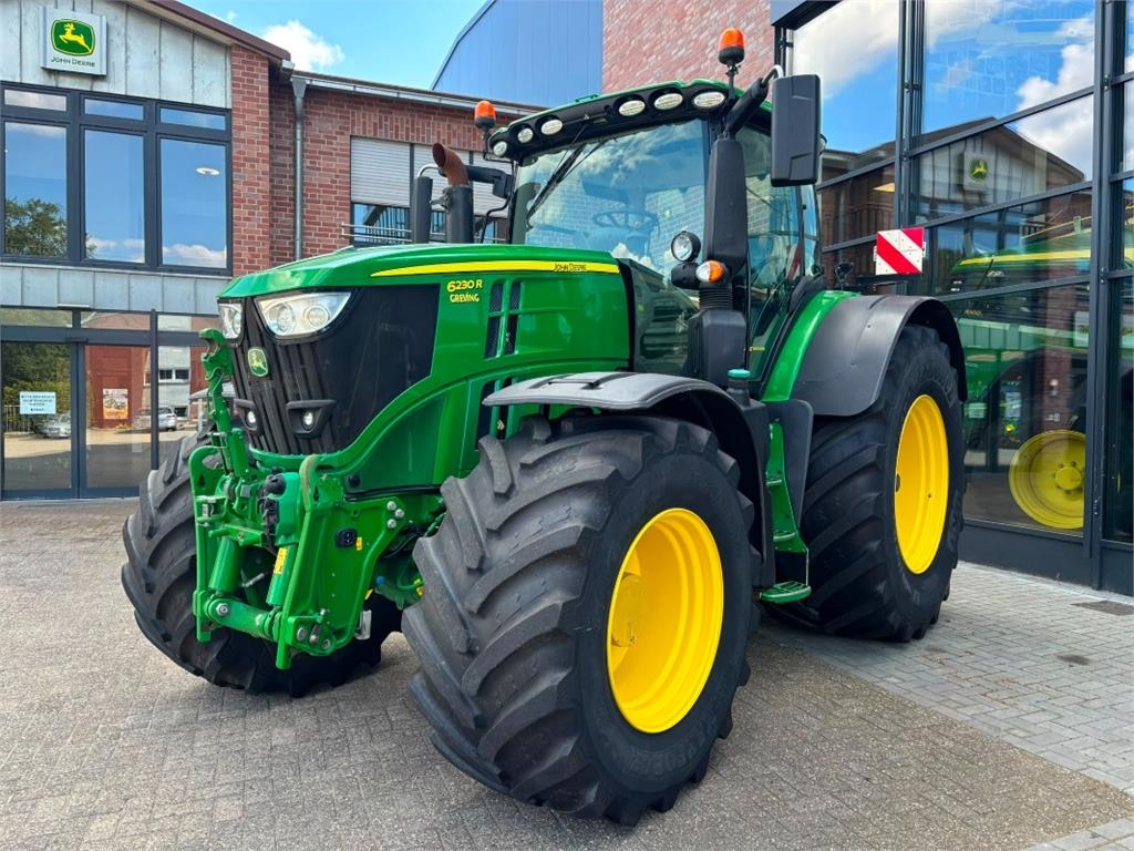 John Deere 6230R