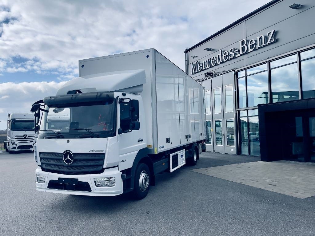 Mercedes-Benz ATEGO 1523 L 4X2 Trp Kyl&Frys CoolBox