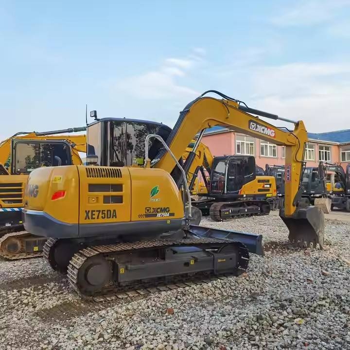 Pelle sur chenilles XCMG XE 75 D — occasion 2024, 368 h