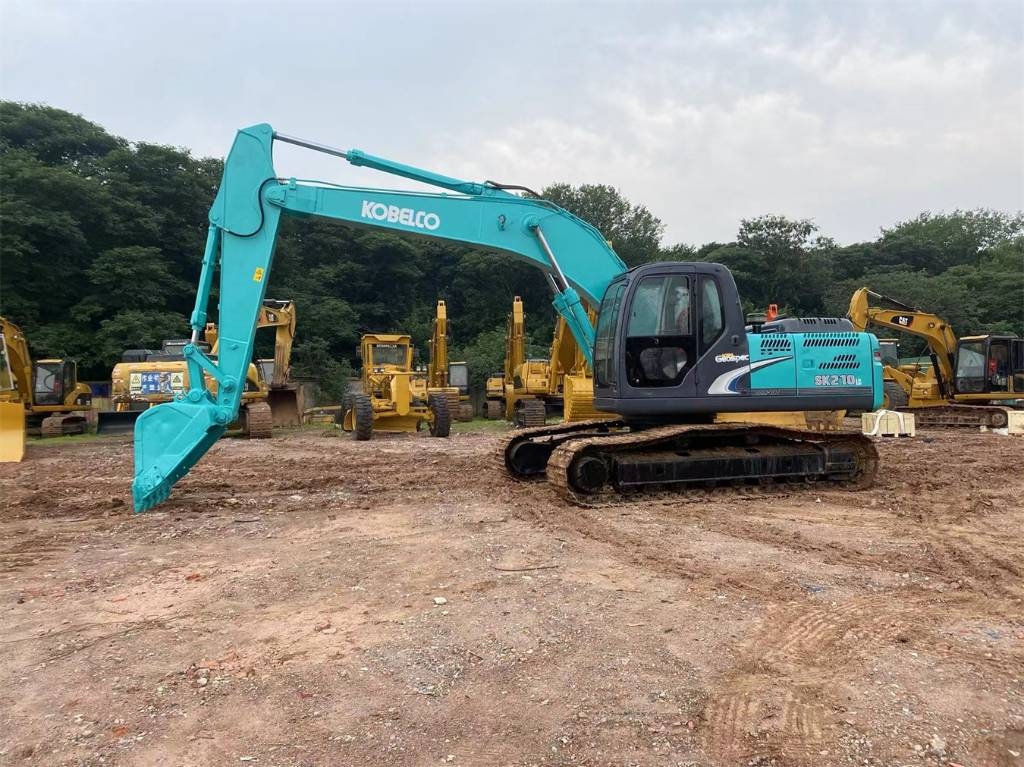 Pelle sur chenilles Kobelco SK 210 LC-8 — occasion 2016, 3 500 h