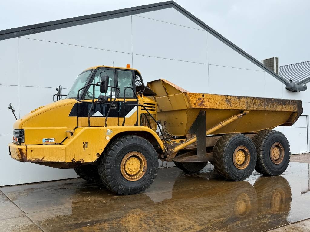 CAT 725 - Body Heating / Backup Camera
