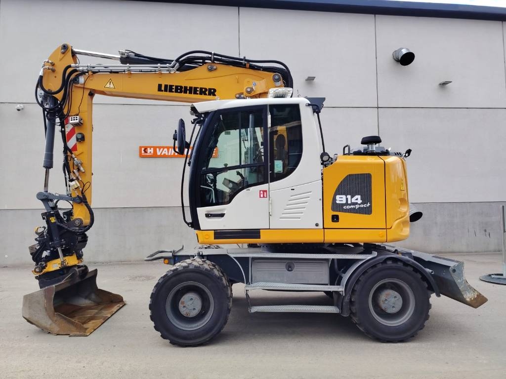 Liebherr A 914 Compact STAGE V
