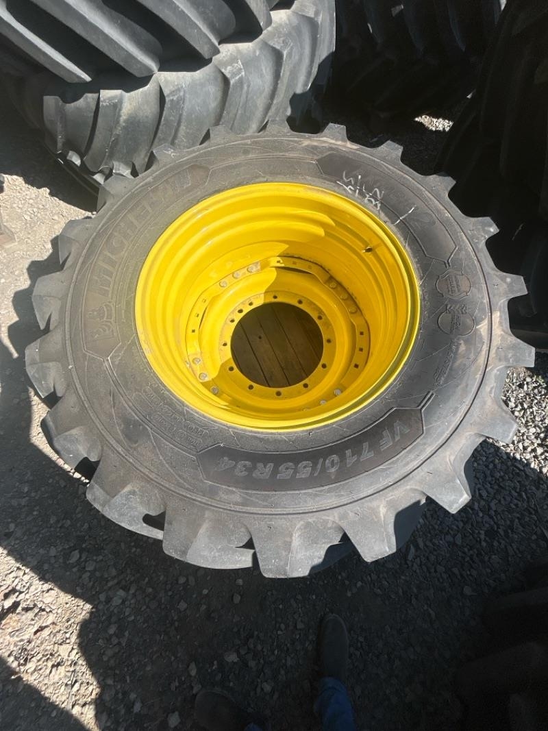 Michelin VF710/55R34 AXIOBIB2