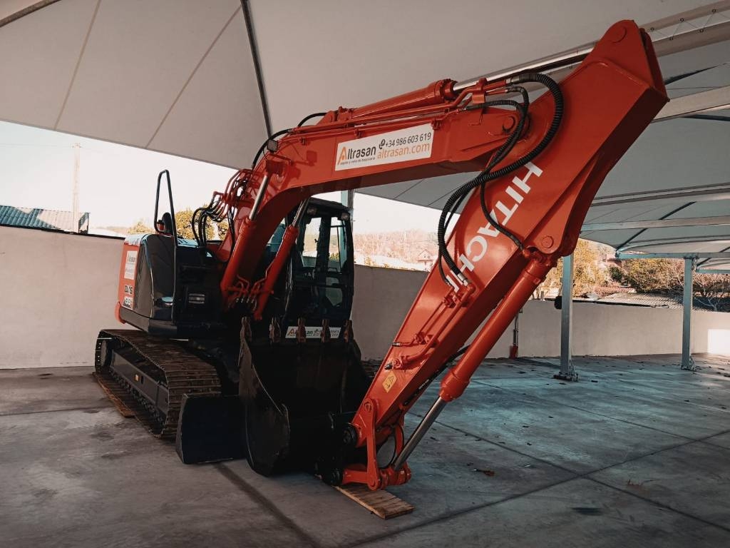 Pelle sur chenilles Hitachi ZX 135 US 5-B — occasion 2016, 8 836 h