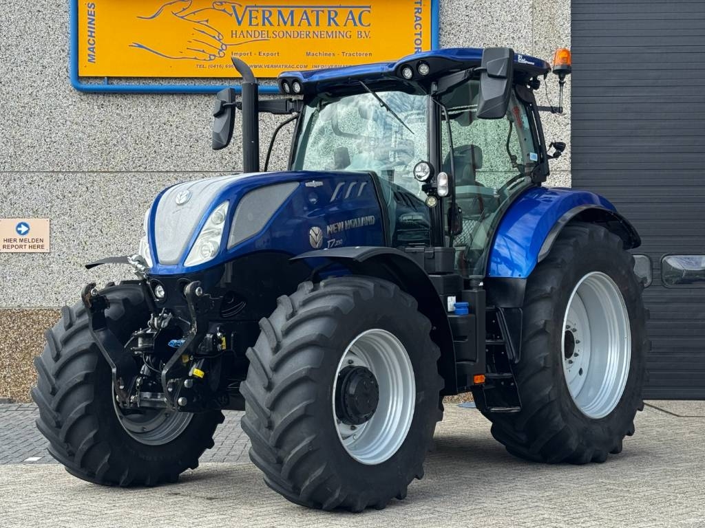 New Holland T7.210AC, frontlinkage, 2692 hours!!